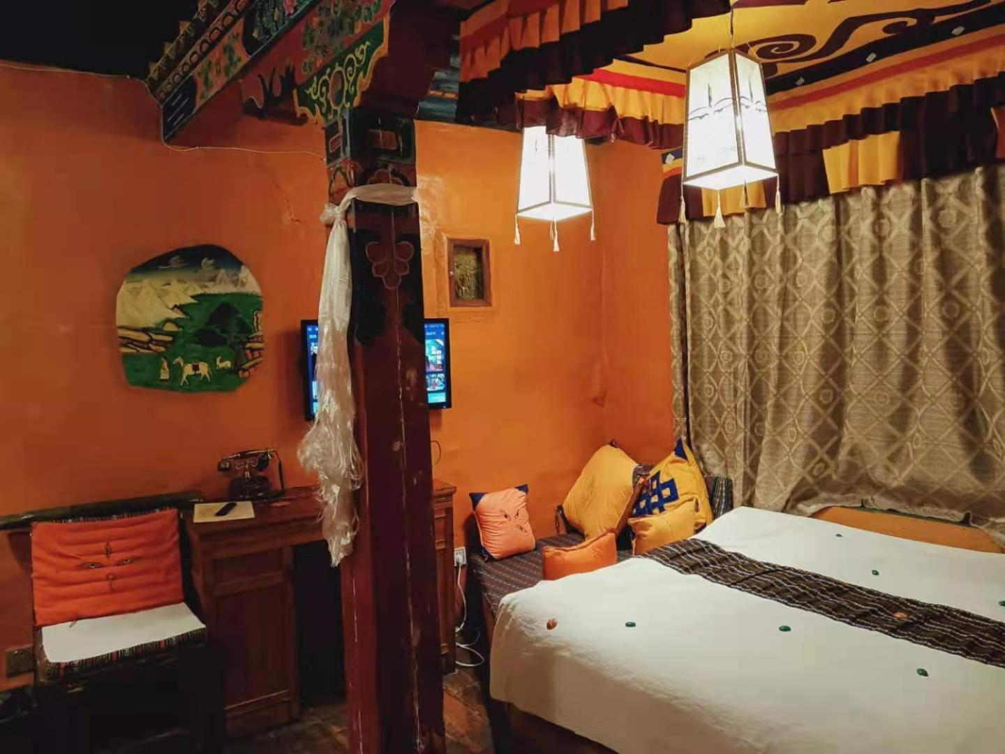 Shambhala Palace Hotel Lhasa Exterior photo
