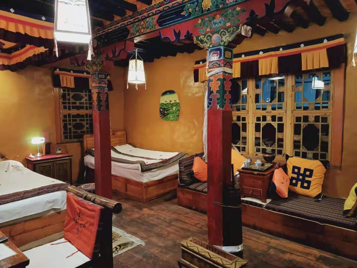 Shambhala Palace Hotel Lhasa Exterior photo