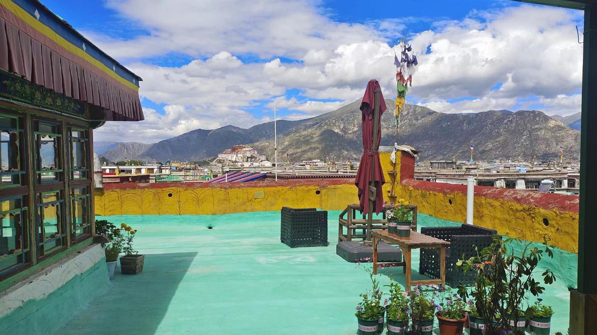 Shambhala Palace Hotel Lhasa Exterior photo